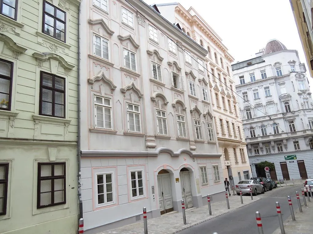 Rema Apartments 1070 Vienna 0*,  Austria